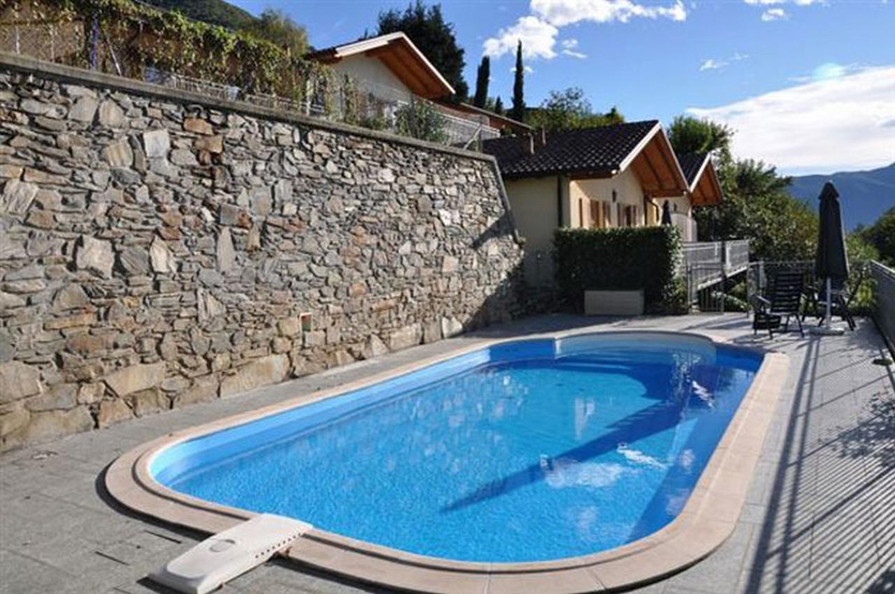 Case Bellissime Tronzano Lago Maggiore Luaran gambar