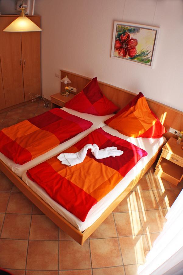 Case Bellissime Tronzano Lago Maggiore Luaran gambar